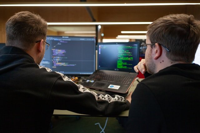 Regulance vs Secureframe